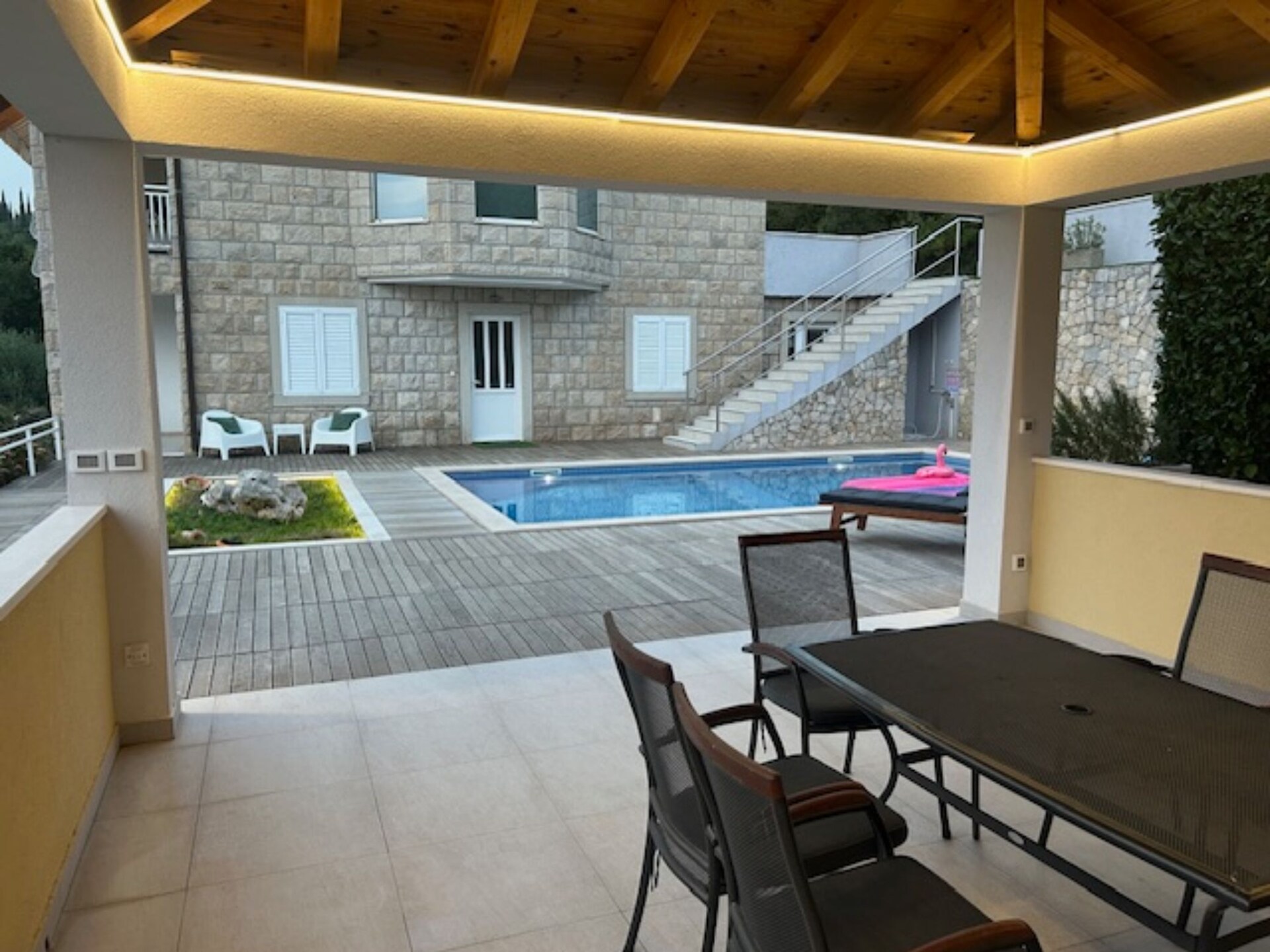 Villa Oasis Cypress in Cilipi: Rust en luxe met eigen zwembad - foto 48