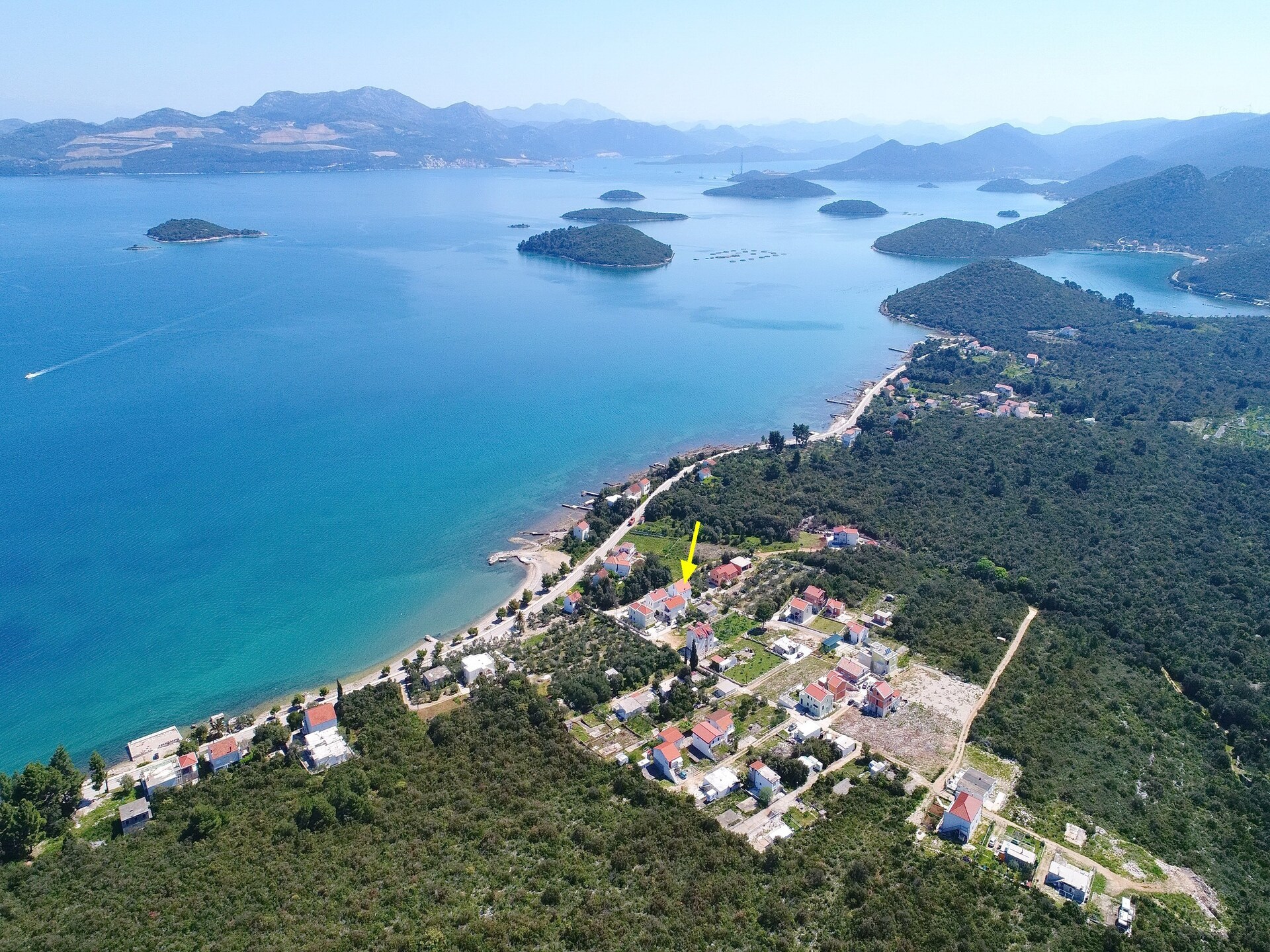 Knus studio-appartement met terras op 100m van het strand in Drače - foto 16