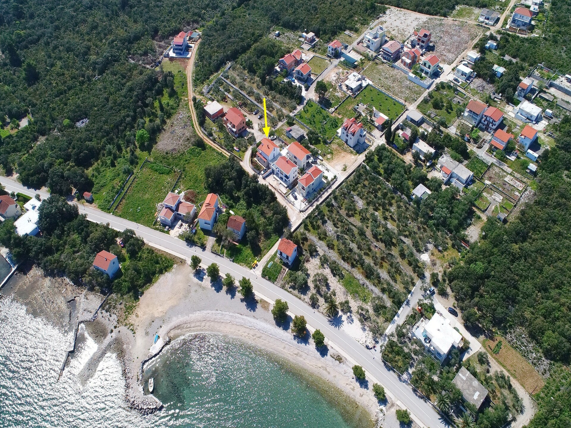 Knus studio-appartement met terras op 100m van het strand in Drače - foto 14