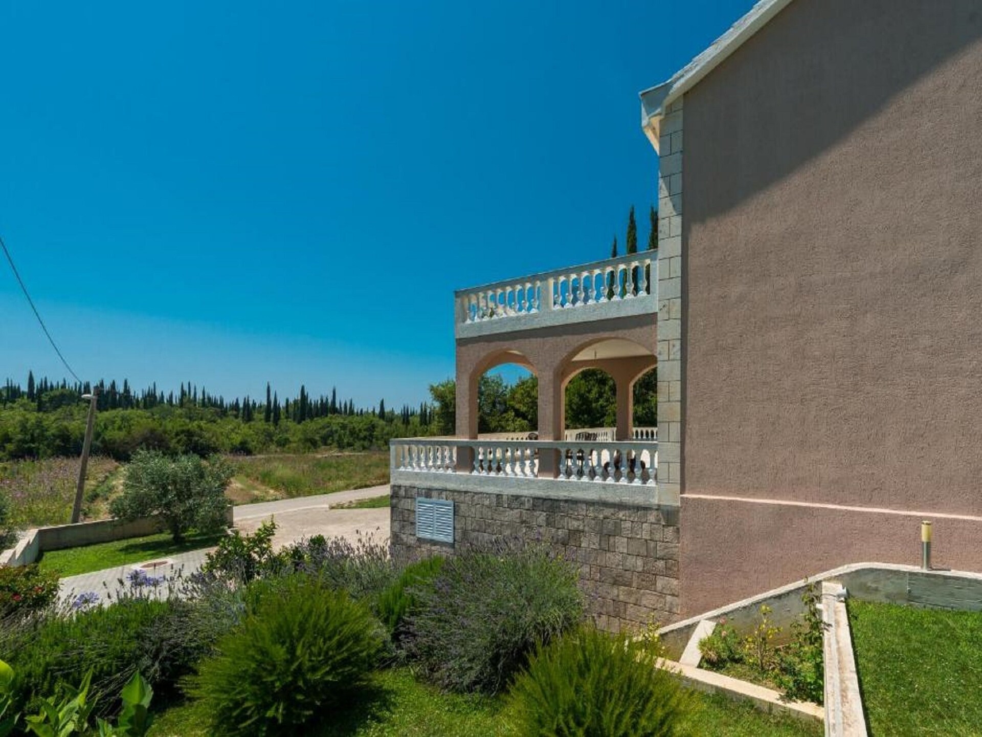 Comfortabel appartement met balkon en gedeeld zwembad nabij Dubrovnik - foto 13
