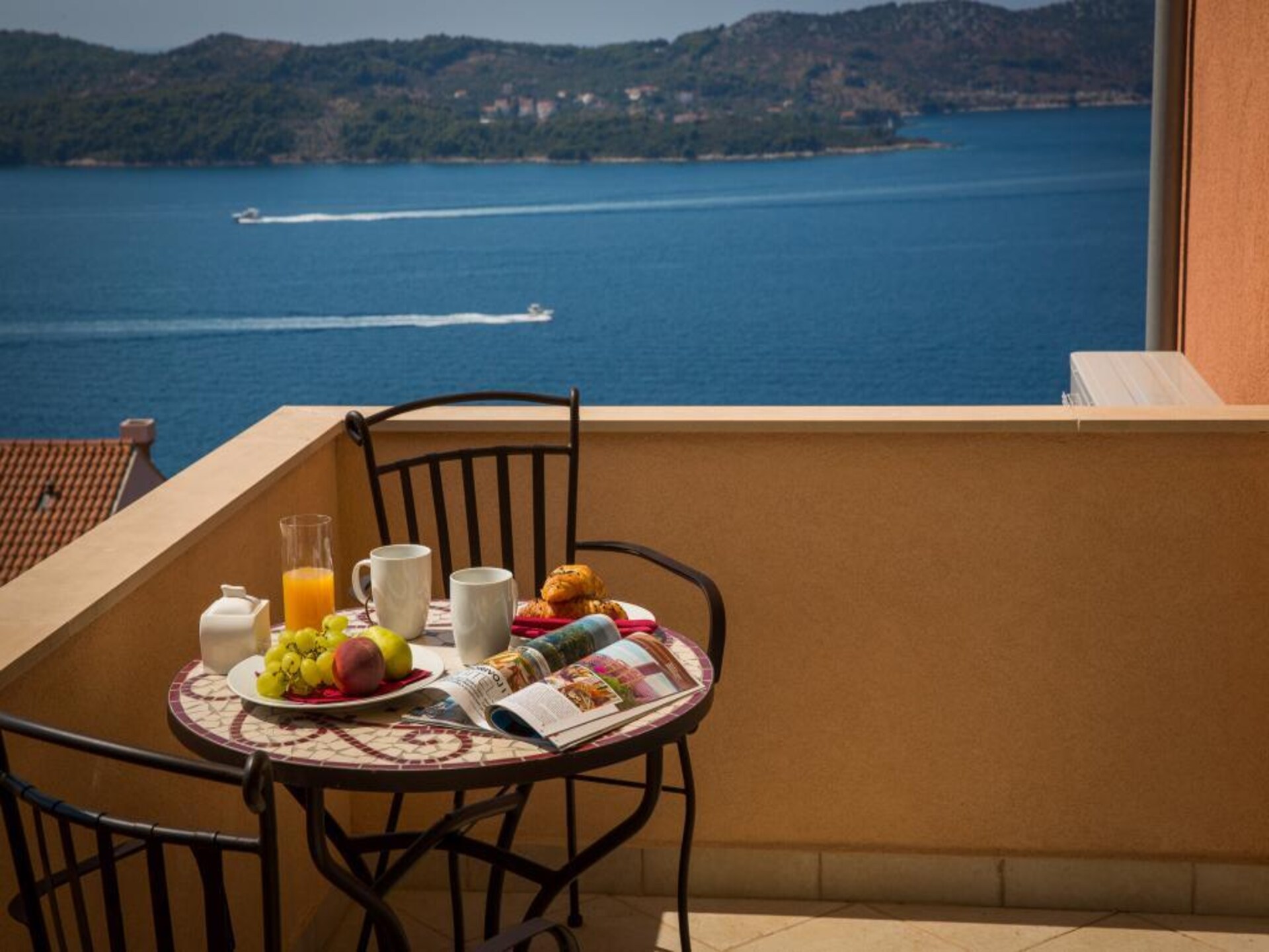 Tweekamerappartement met balkon en uitzicht op de Adriatische Zee in Orašac - foto 1