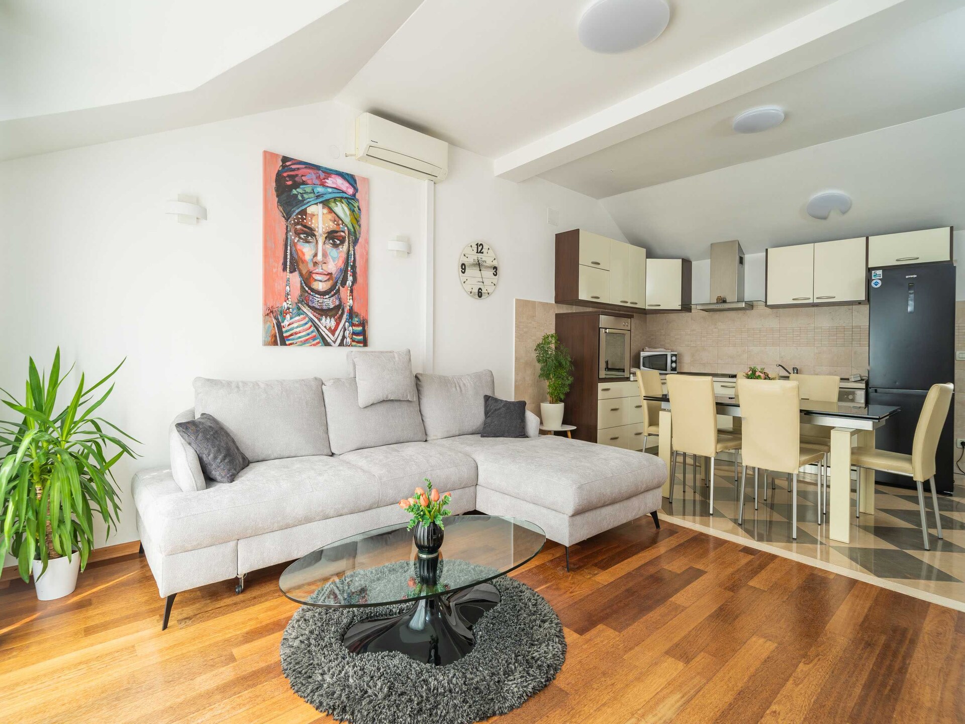 Comfortabel driekamerappartement met balkon, zeezicht en jacuzzi nabij Old Town Dubrovnik - foto 32