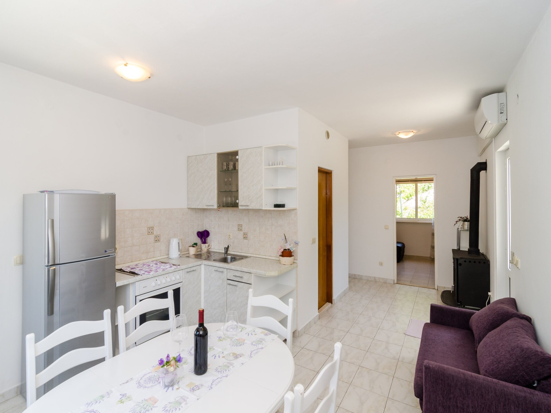Comfortabel 5-persoons appartement met balkon op 200m van strand in Potomje - foto 2