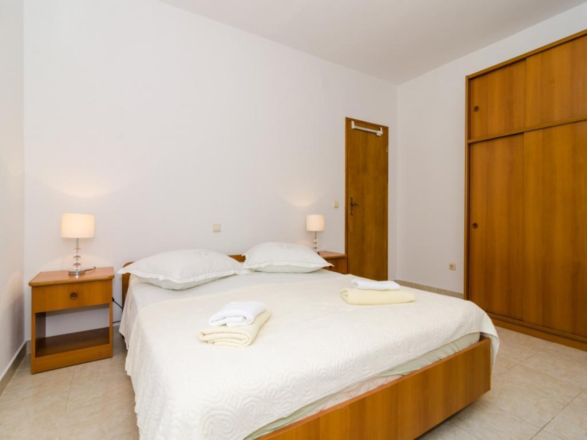 Comfortabel 5-persoons appartement met balkon op 200m van strand in Potomje - foto 6