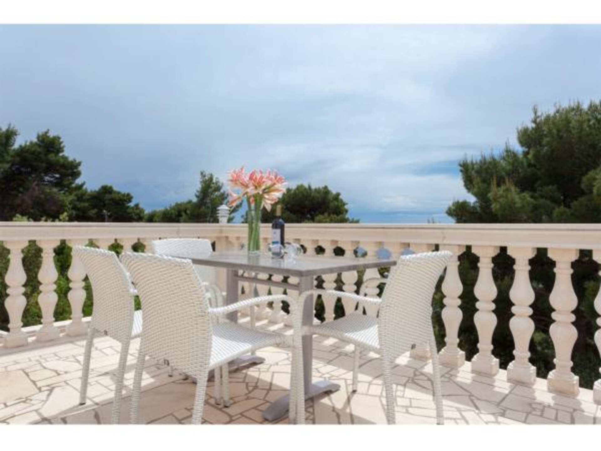 Appartement met zeezicht op Pelješac: 2 slaapkamers, balkon, 200m van strand - foto 1