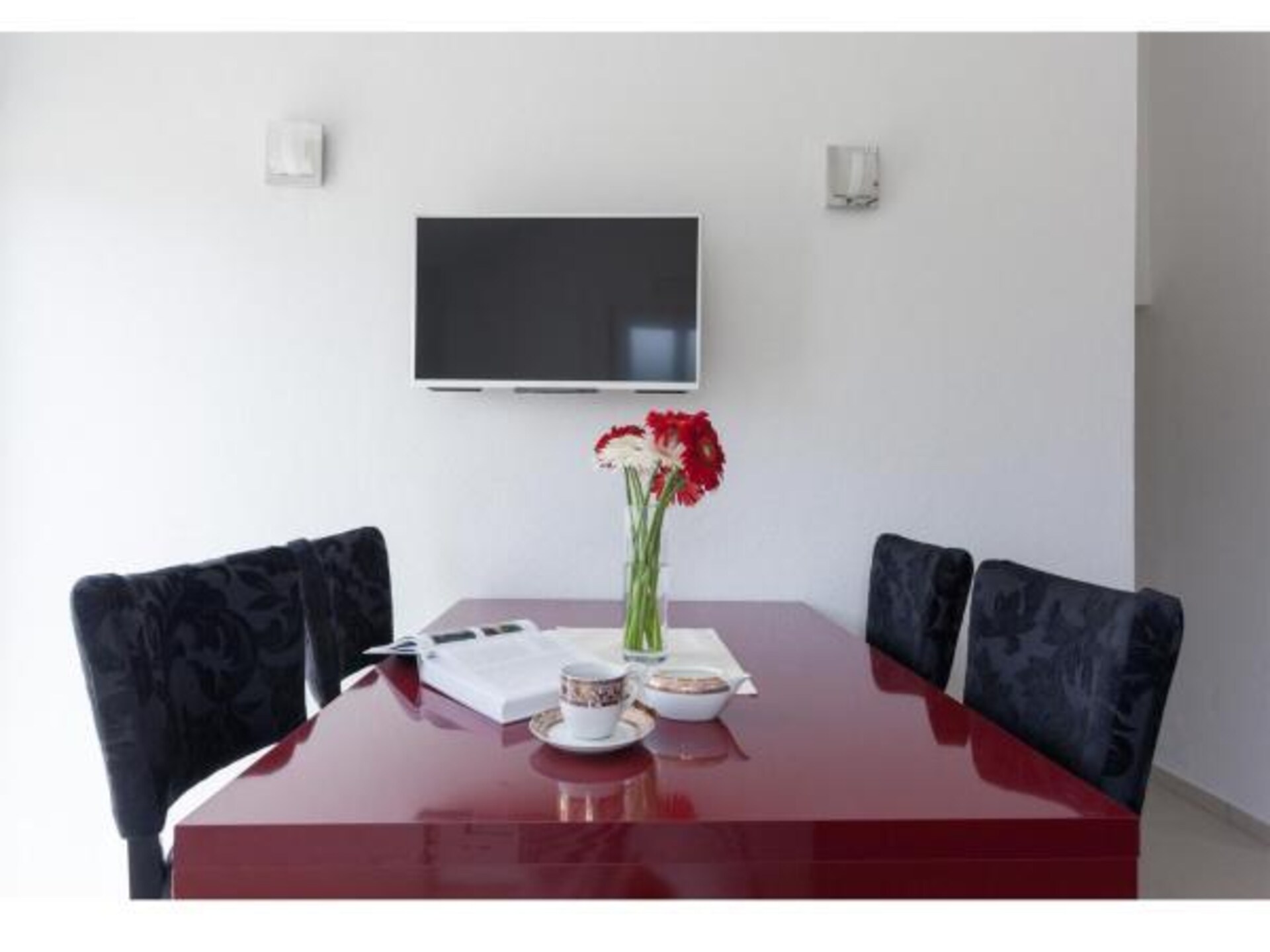 Appartement met zeezicht op Pelješac: 2 slaapkamers, balkon, 200m van strand - foto 2
