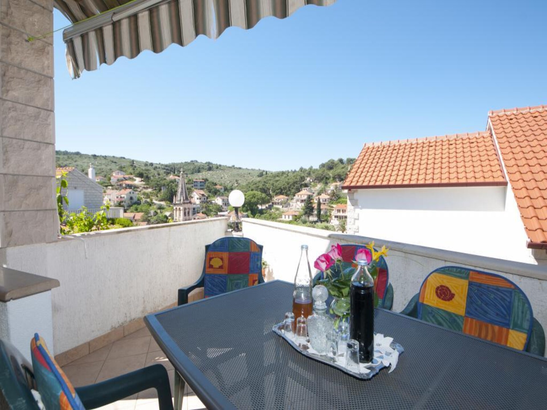 Rustiek appartement op Brač, 100m van zee met terras en uitzicht - foto 37