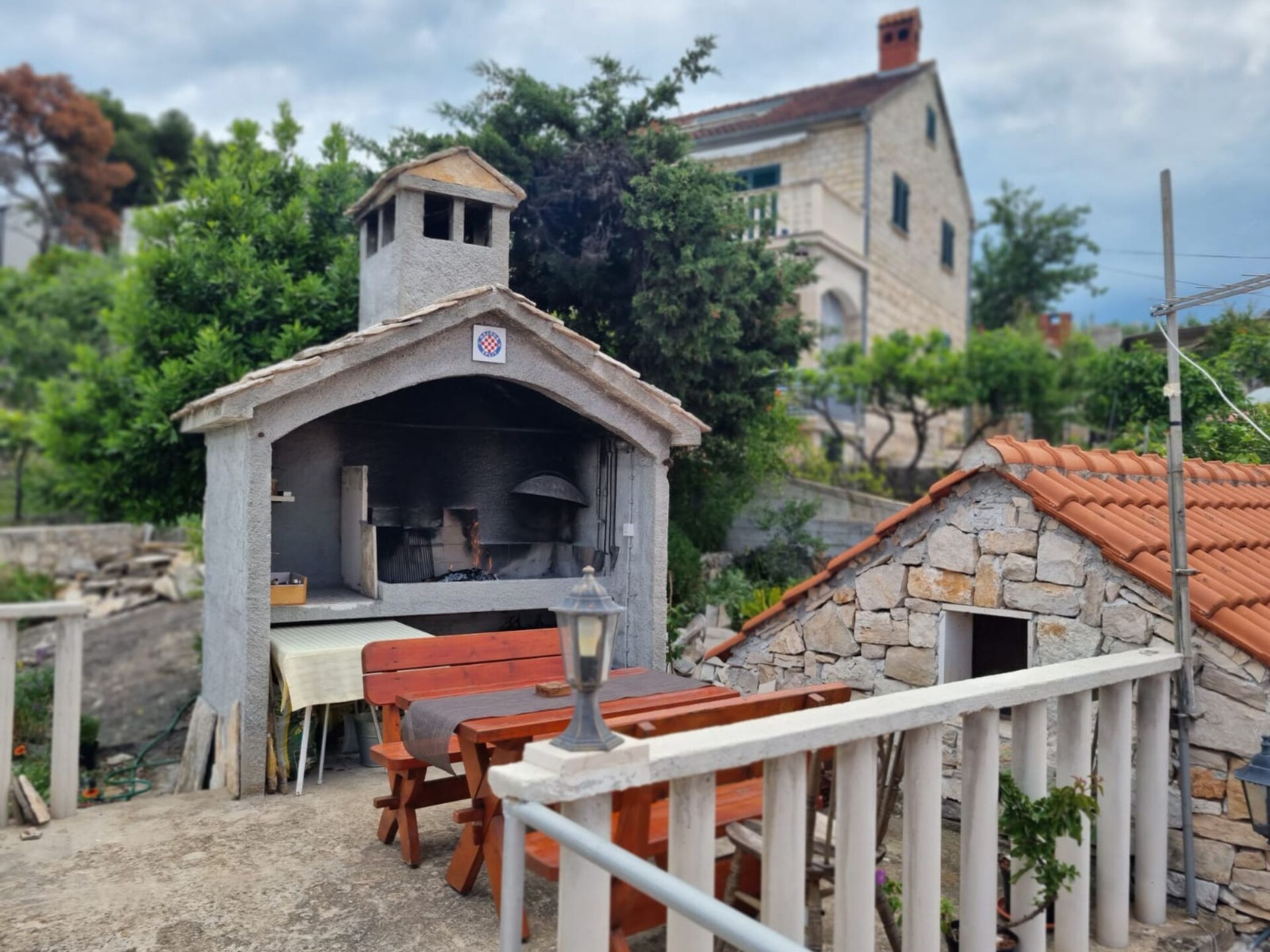 Knus appartement met zeezicht en terras op 100 meter van het strand in Splitska - foto 23