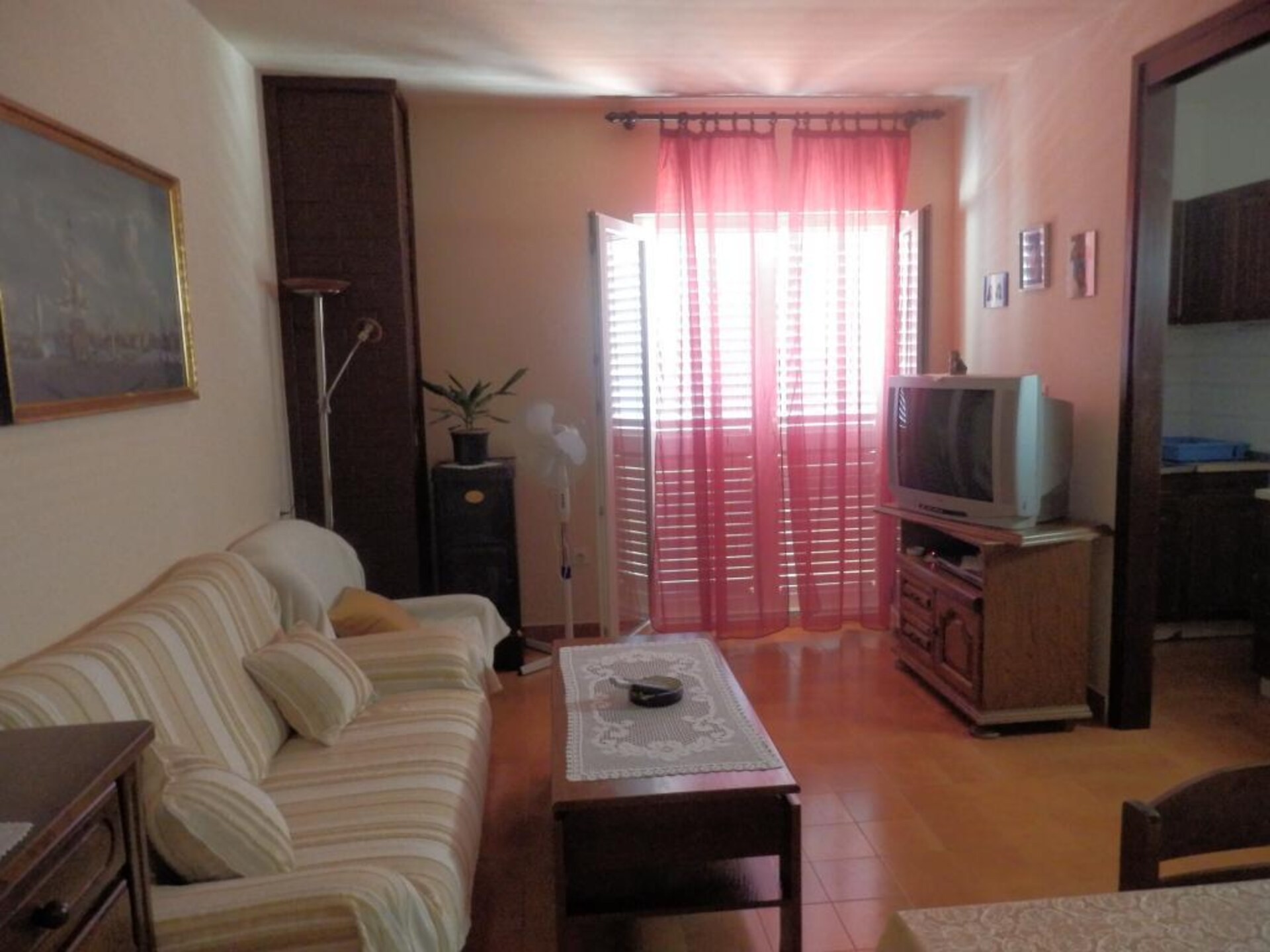 Rustiek appartement met zeezicht in Mirca, op 100 meter van het strand - foto 2