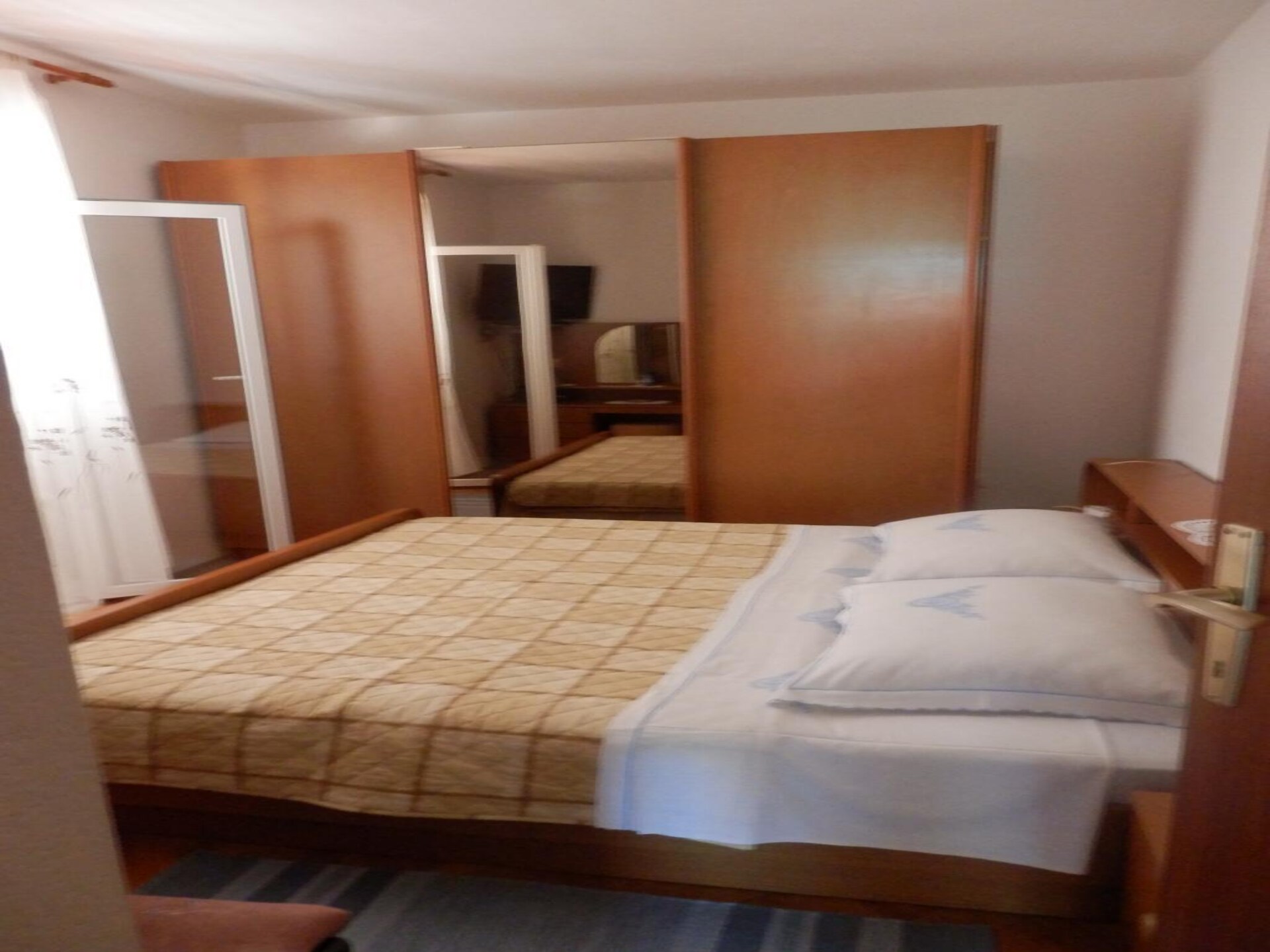 Rustiek appartement met zeezicht in Mirca, op 100 meter van het strand - foto 8