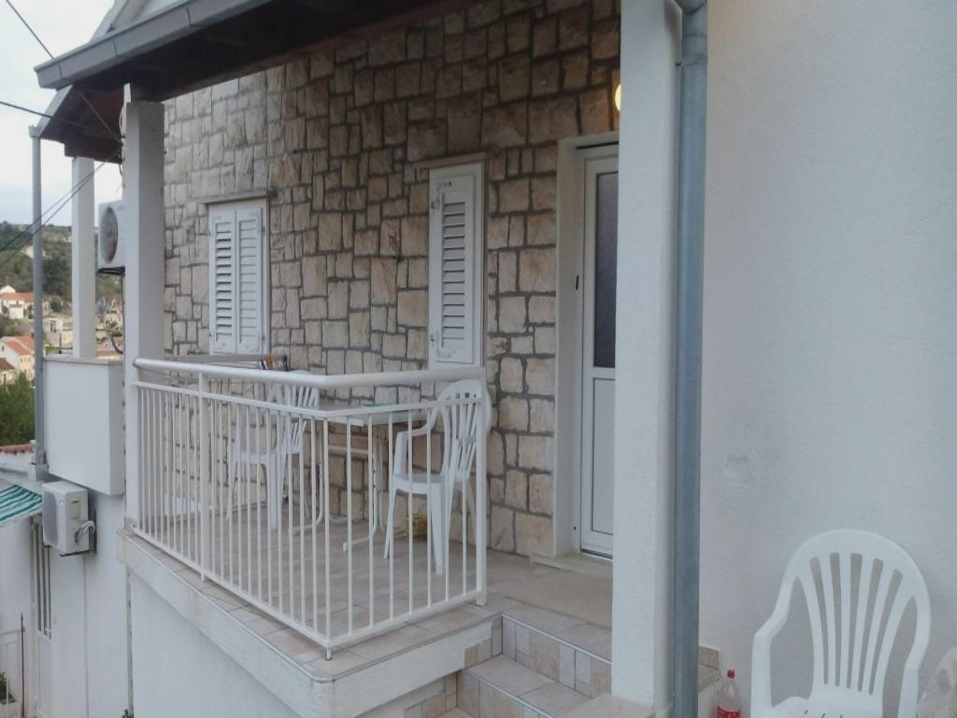 4-persoons appartement in Splitska met zeezicht en terras - foto 12