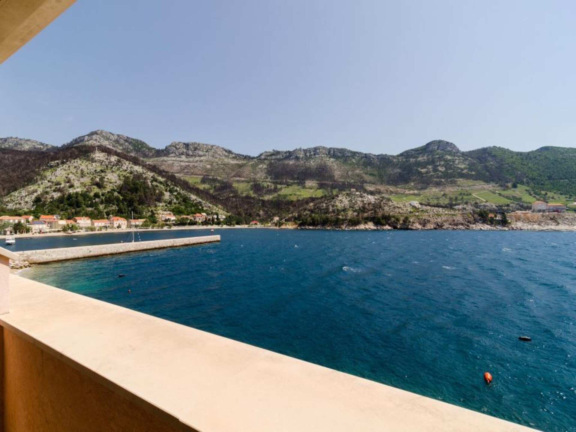 Licht studio-appartement met zeezicht in Trstenik - foto 23