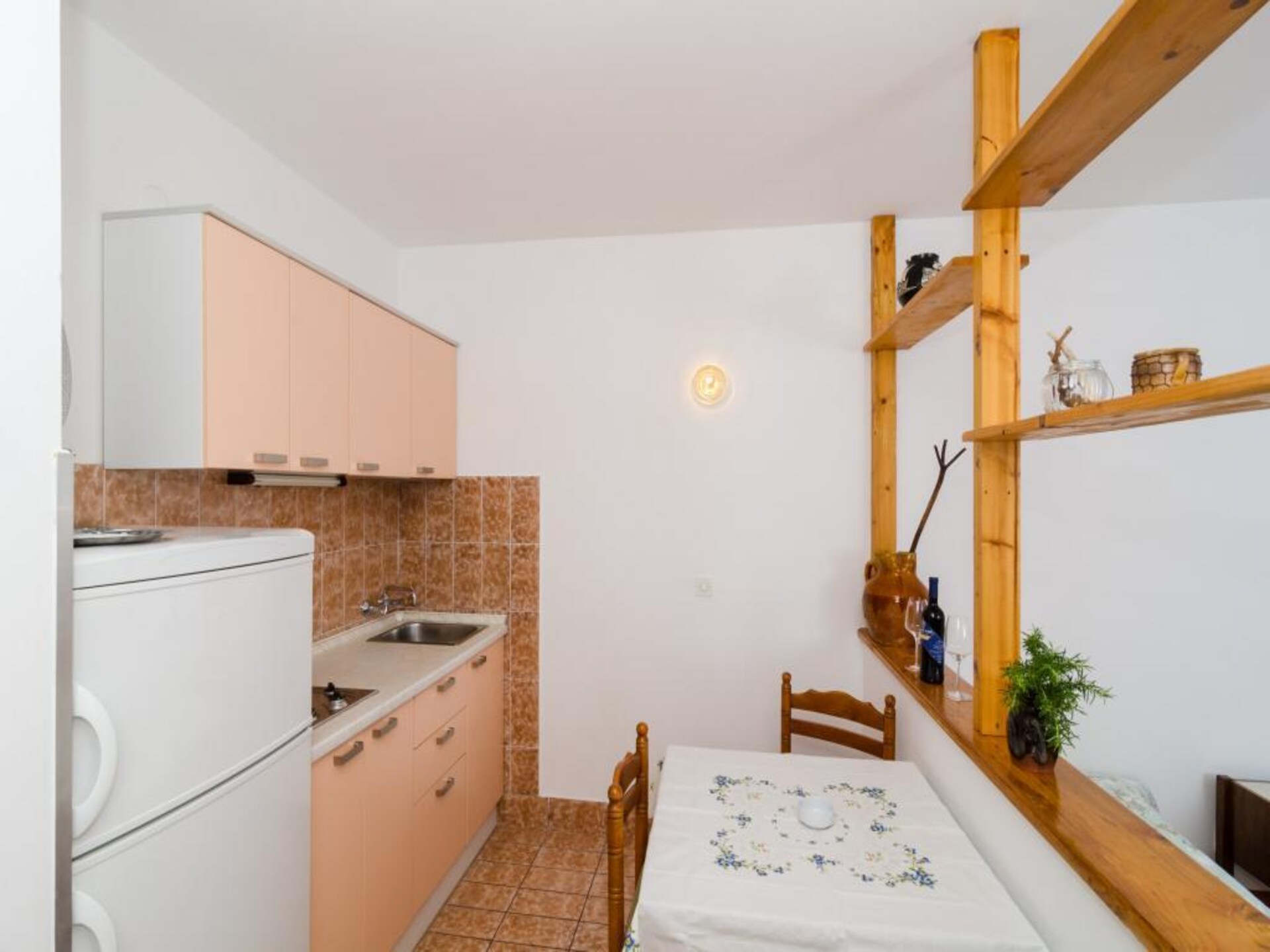Licht studio-appartement met zeezicht in Trstenik - foto 3