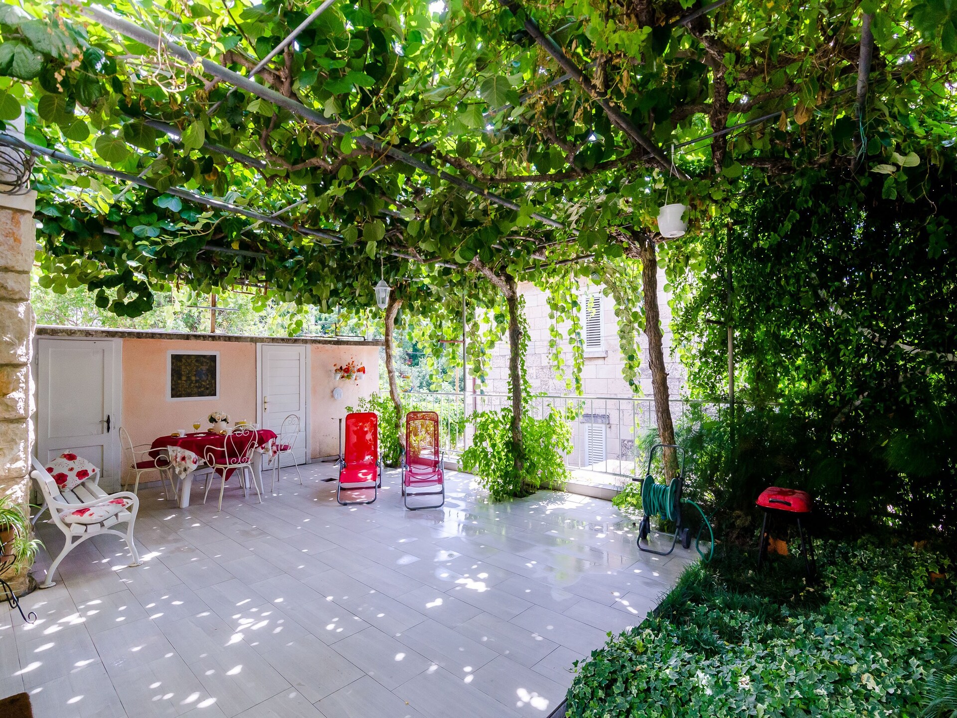 Appartement met terras en uitzicht op Dubrovnik, vlakbij de oude stad - foto 1