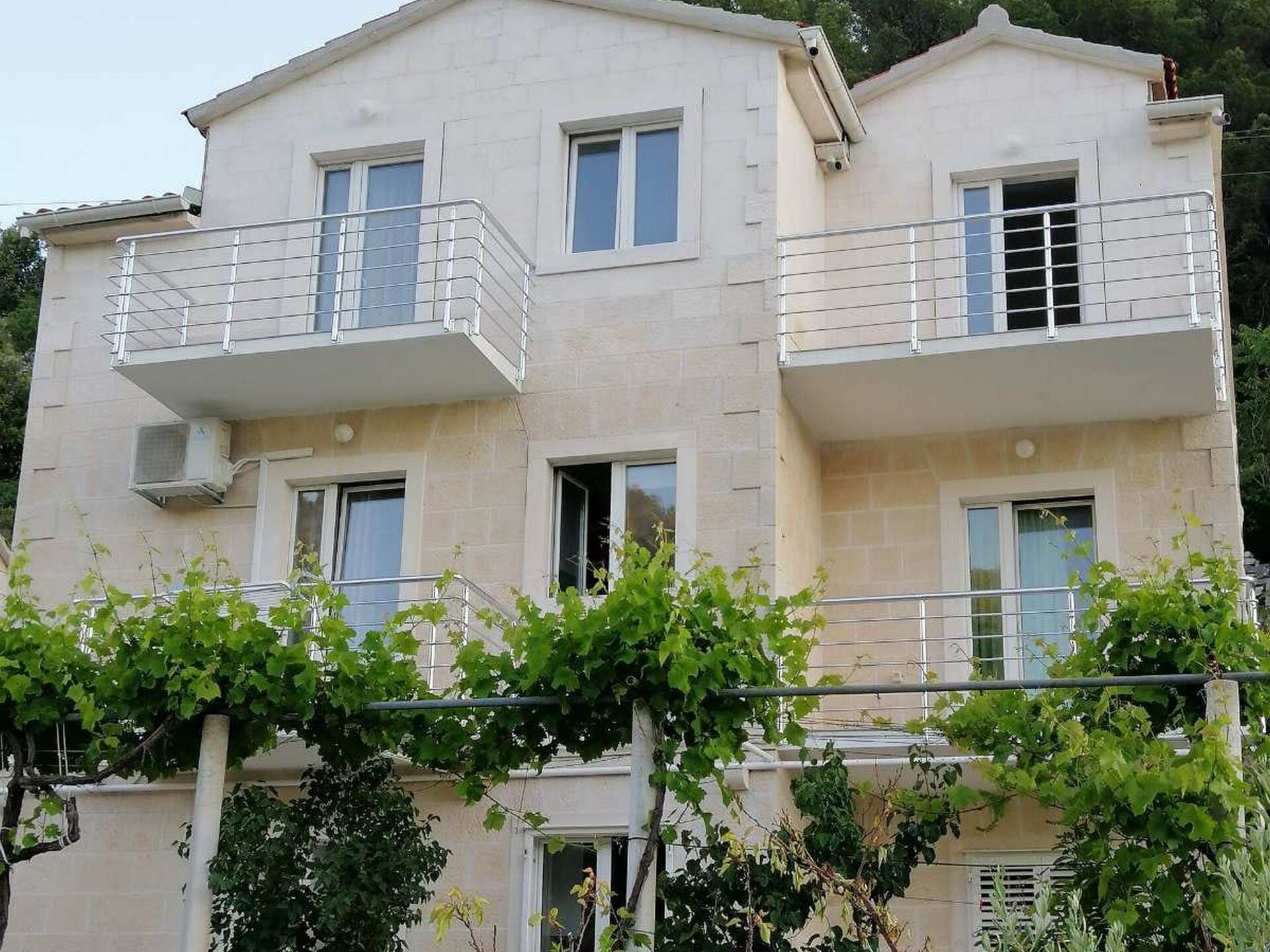 Op 800 m van het strand: Ruim appartement in Pucisca - foto 7