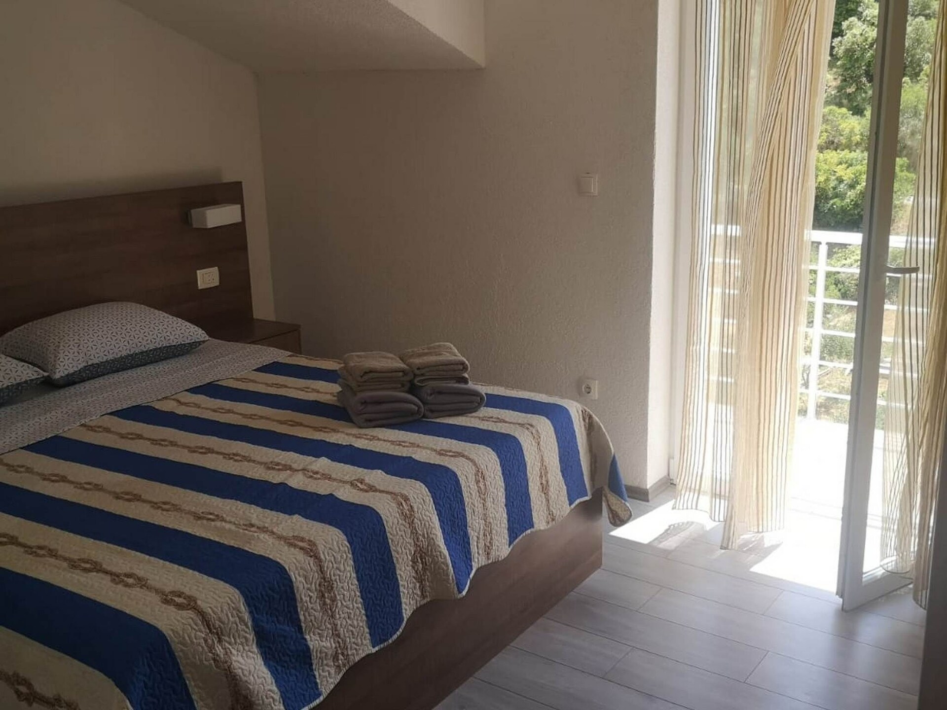 Op 800 m van het strand: Ruim appartement in Pucisca - foto 15