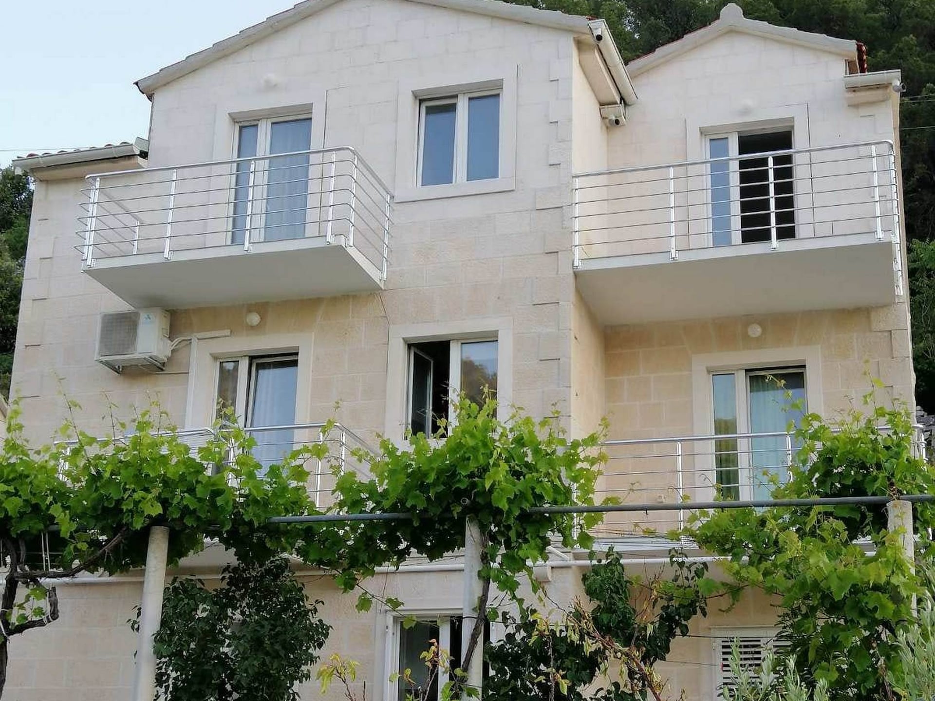 4-persoons appartement met terras in Pucisca, Brac - foto 5
