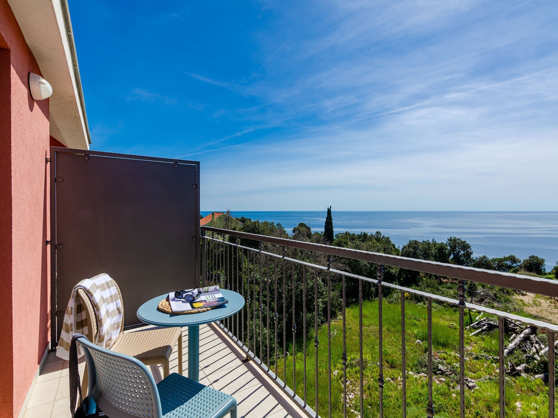 Galerijstudio met balkon en uitzicht op de Adriatische Zee in Cavtat - foto 14