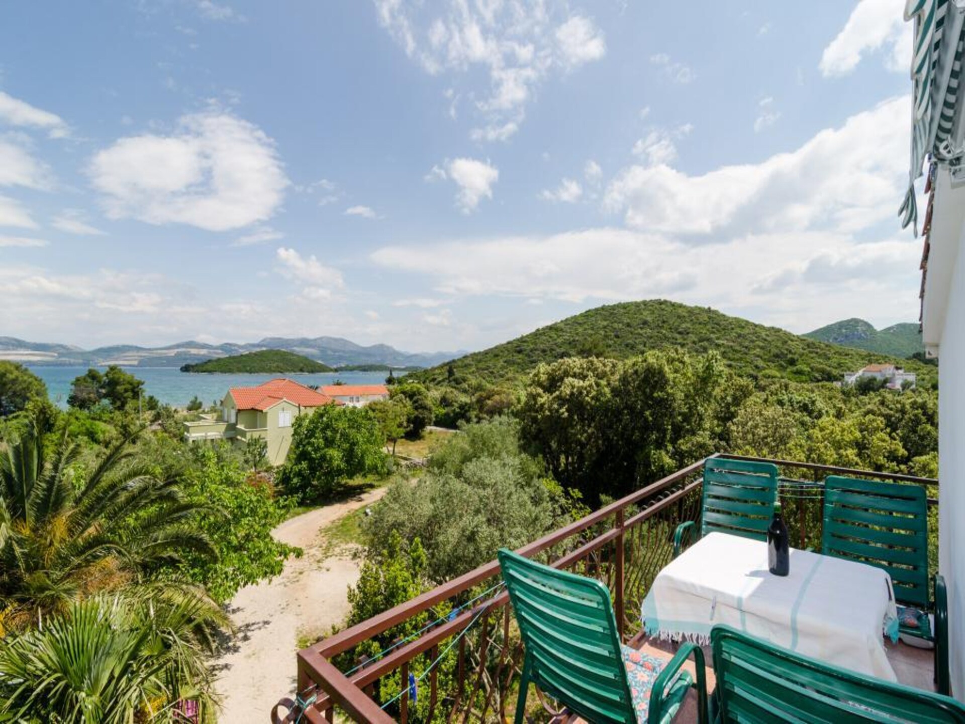 Appartement met zeezicht op Pelješac: 2 slaapkamers, 100m van strand - foto 14