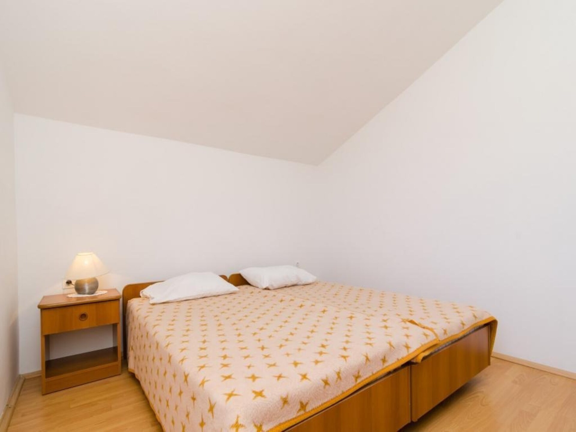Appartement met zeezicht op Pelješac: 2 slaapkamers, 100m van strand - foto 11