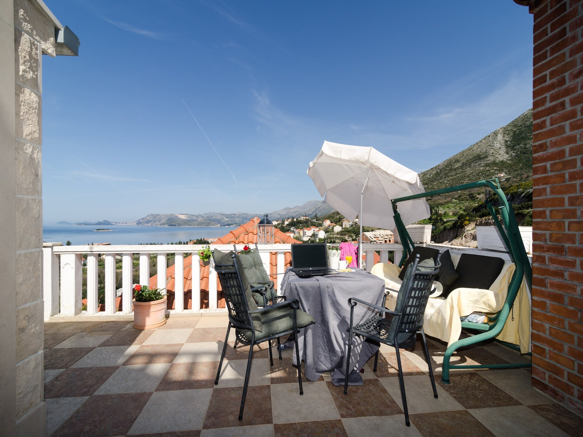Licht appartement met 2 slaapkamers, gedeeld terras en zeezicht in Cavtat - foto 36