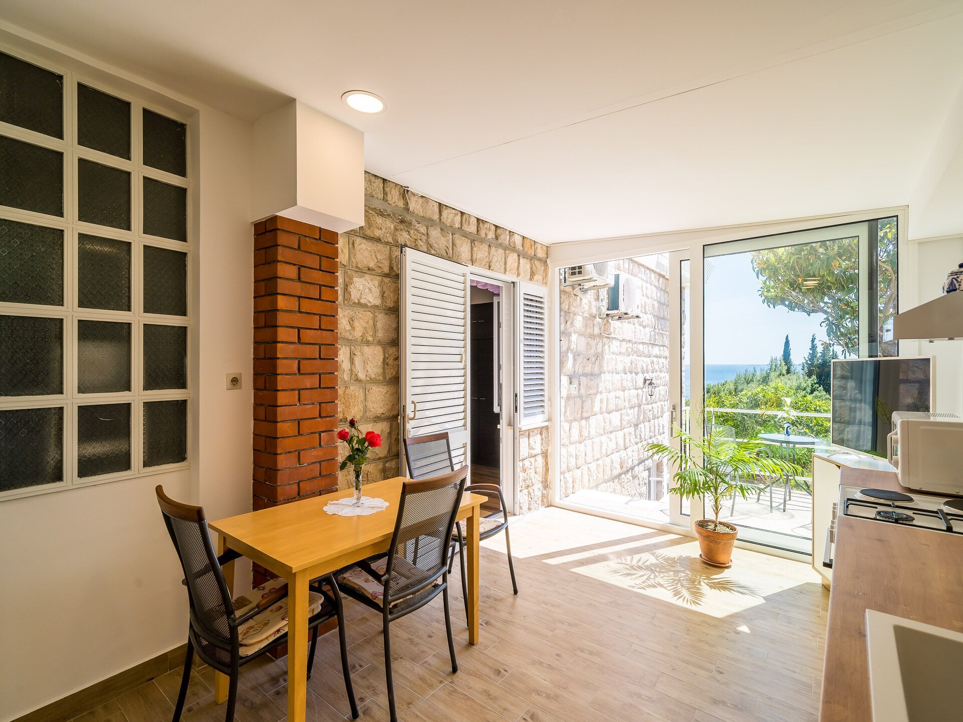 Appartement met zeezicht en terras vlakbij strand in Mlini - foto 2