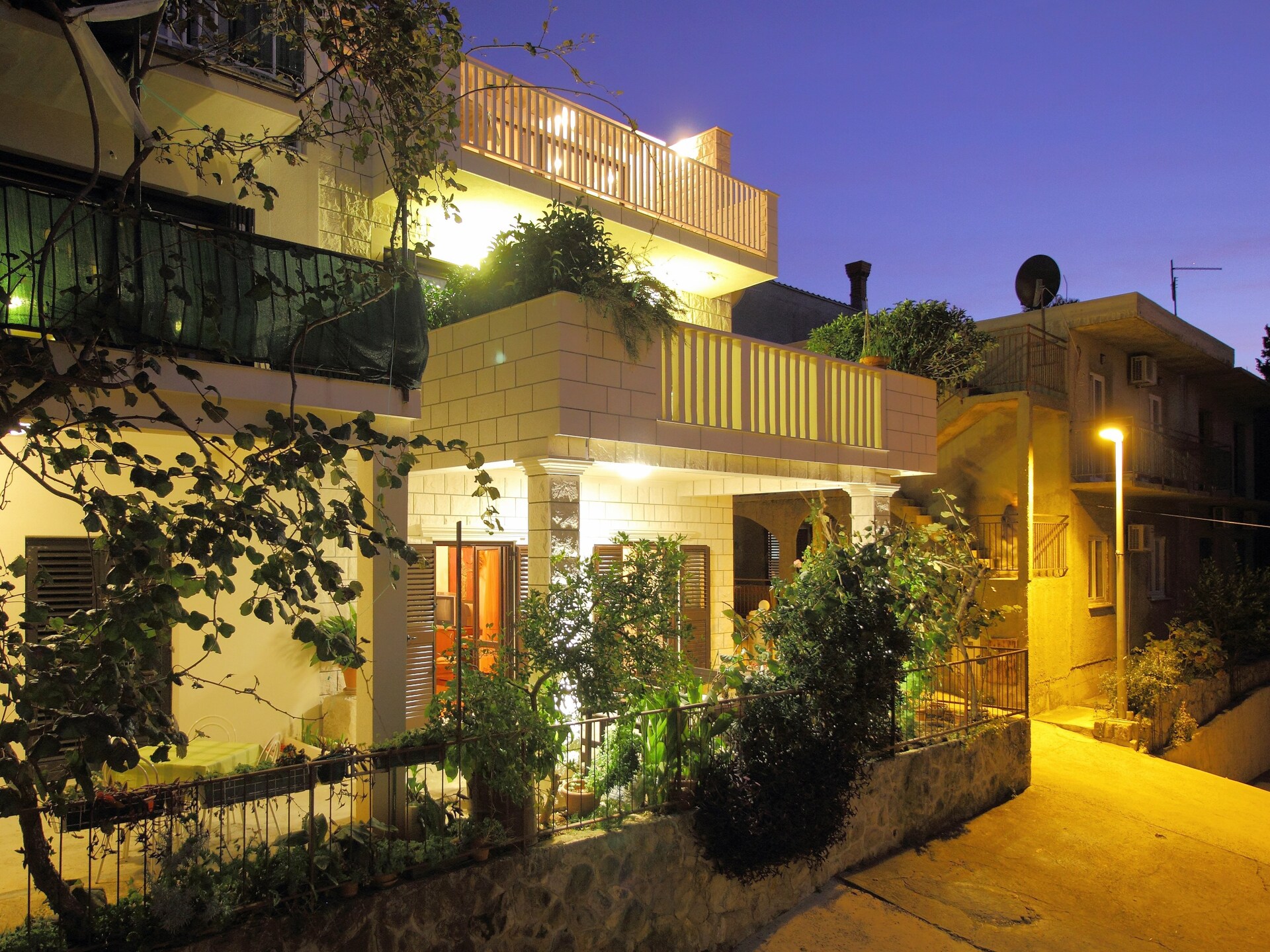 Comfort Studio met Patio & Tuinzicht op 600m van Strand in Cavtat - foto 14