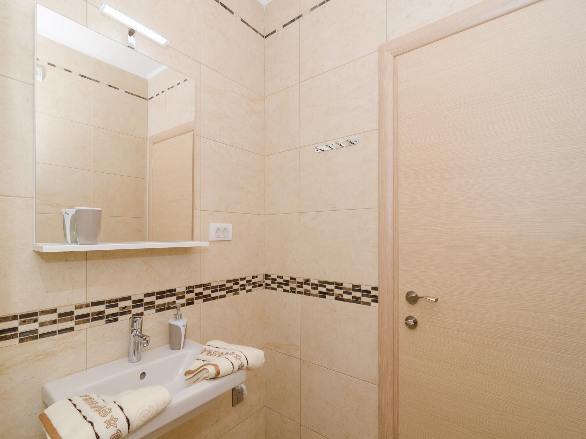 Modern appartement met adembenemend zeezicht en balkon in Mlini - foto 14