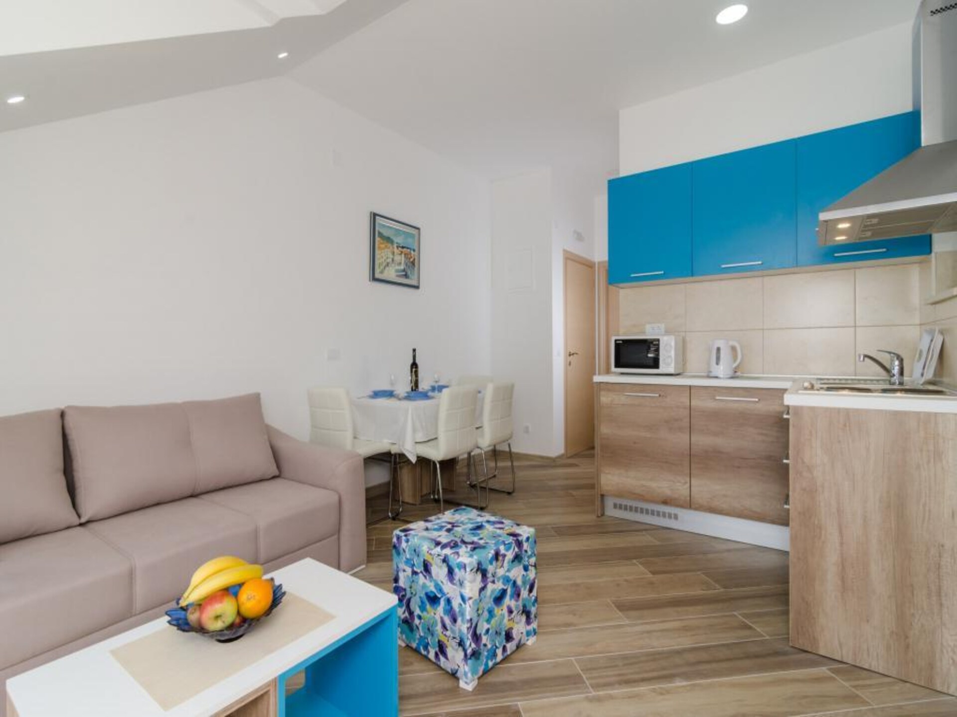 Op 800 m van zee: Luxe appartement in Mlini met zeezicht - foto 4