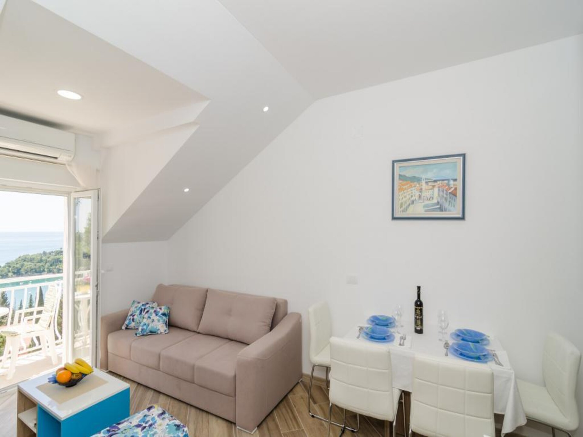Op 800 m van zee: Luxe appartement in Mlini met zeezicht - foto 5