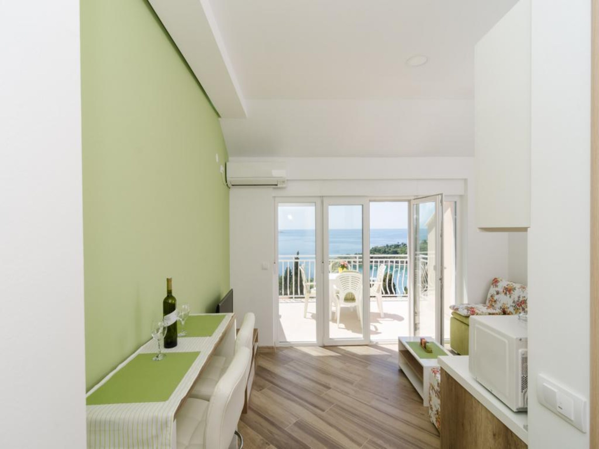 4-persoons appartement met zeezicht in Mlini · 35 m² - foto 12