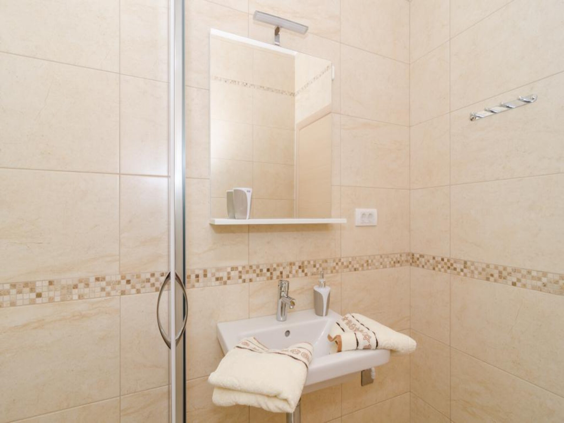 4-persoons appartement met zeezicht in Mlini · 35 m² - foto 14