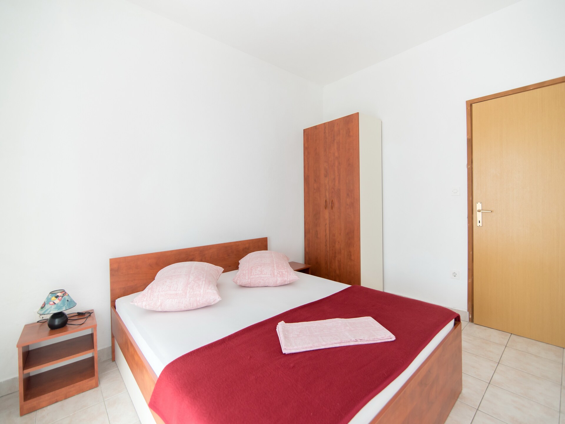 Rustiek appartement met zeezicht en terras op 100m van het strand in Selca, Brač - foto 3