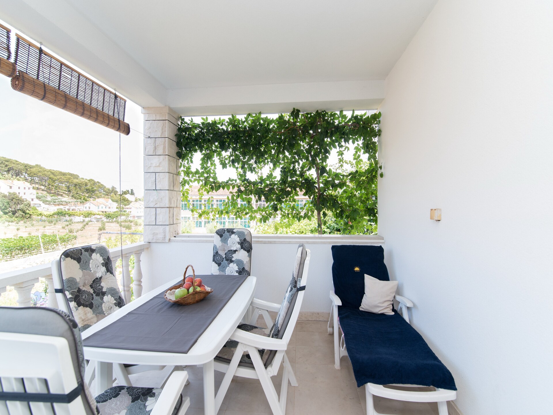 Comfortabel appartement met terras in hartje Postira, 300m van het strand - foto 17