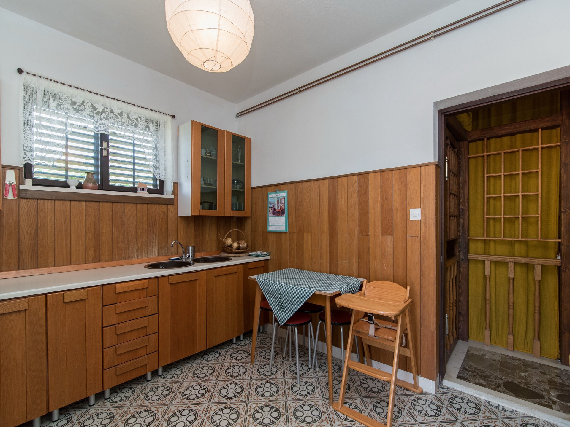 Comfortabel appartement met terras in hartje Postira, 300m van het strand - foto 7