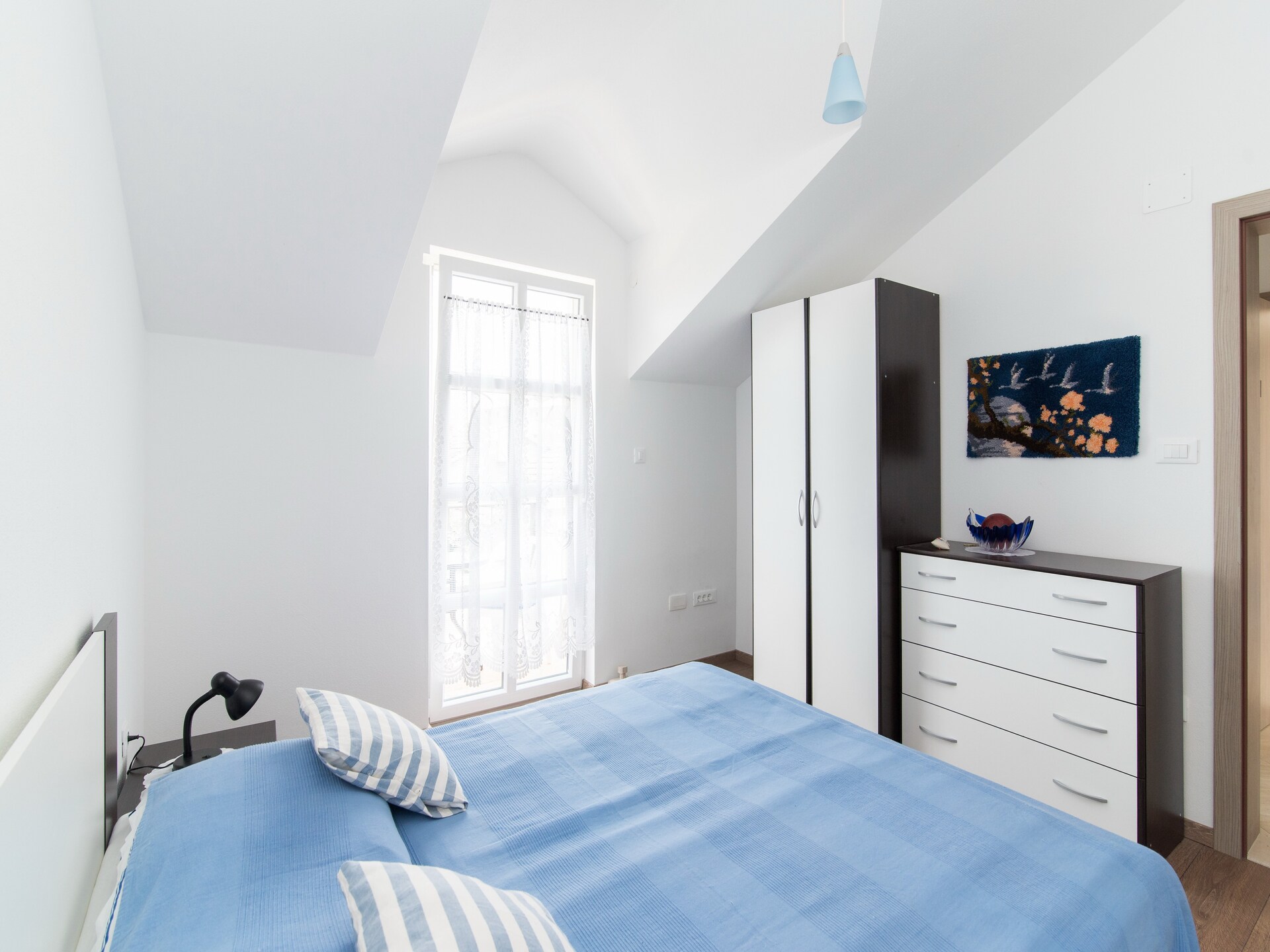 Rustiek appartement met tuinzicht op 300m van zee in Postira, Brač - foto 14