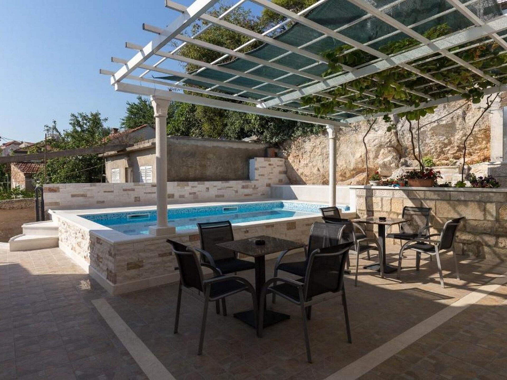 Knusse kamer met zwembad en terras op loopafstand van Oude Stad Dubrovnik - foto 11