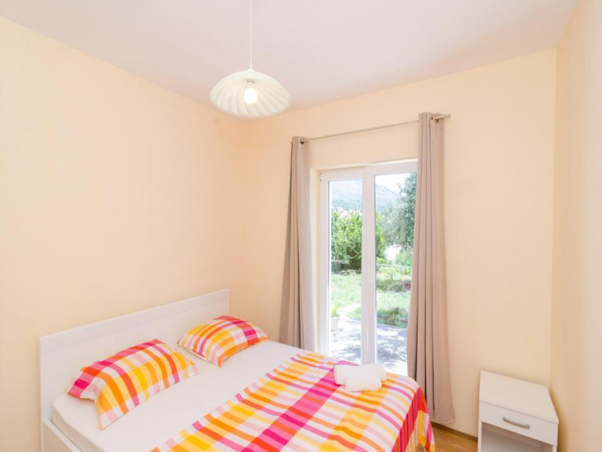 Knus appartement met terras en tuinzicht in rustig Lapad, dichtbij strand - foto 9