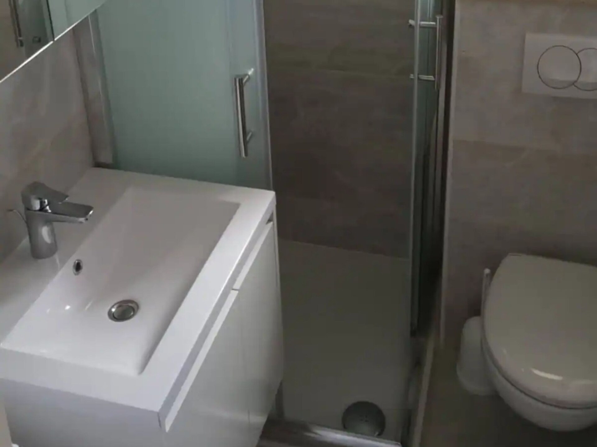 Knus appartement met balkon op 300 meter van het strand in Supetar, Brač - foto 10