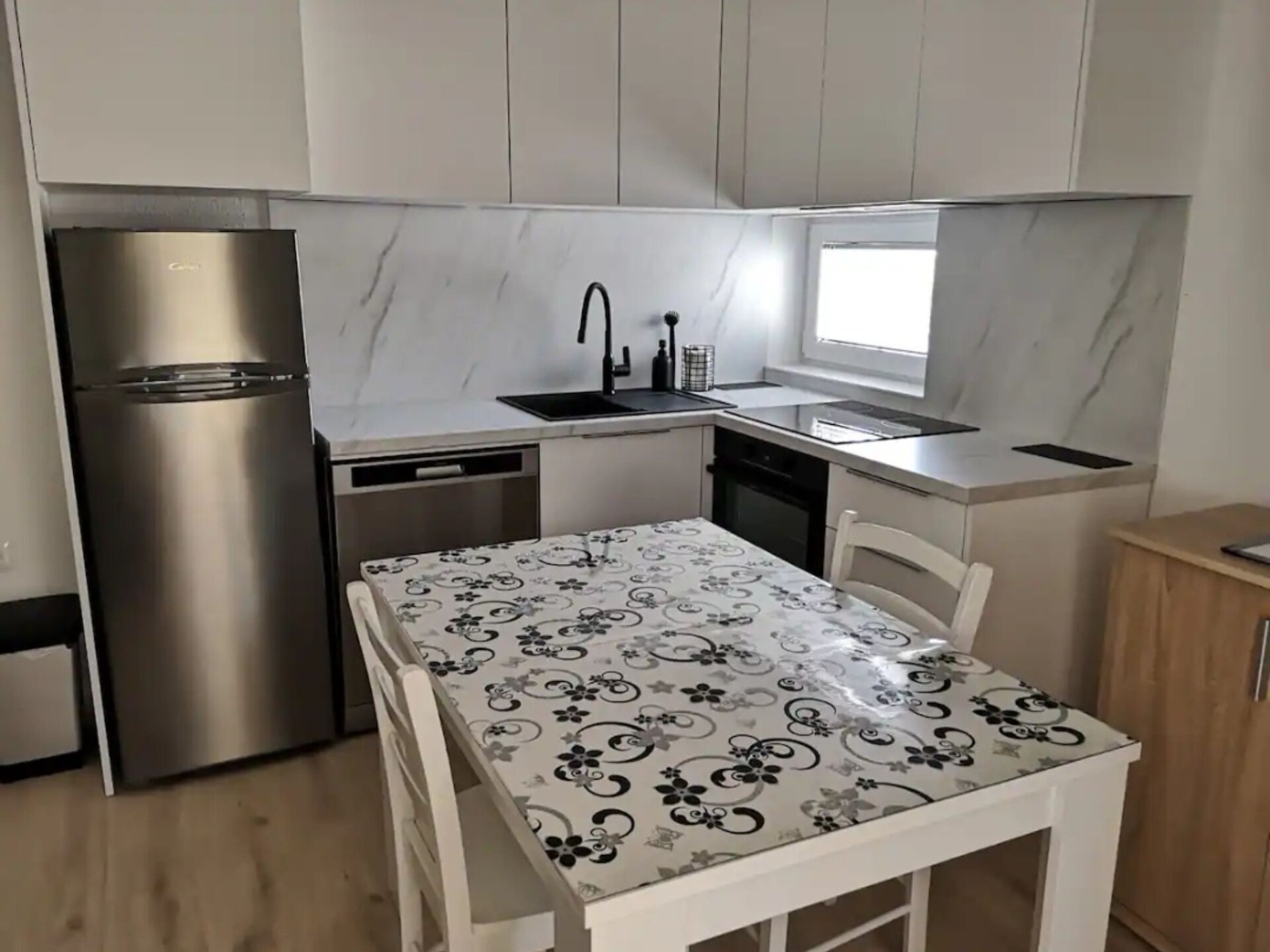 2-persoons appartement in Supetar op 300 meter van het strand - foto 3