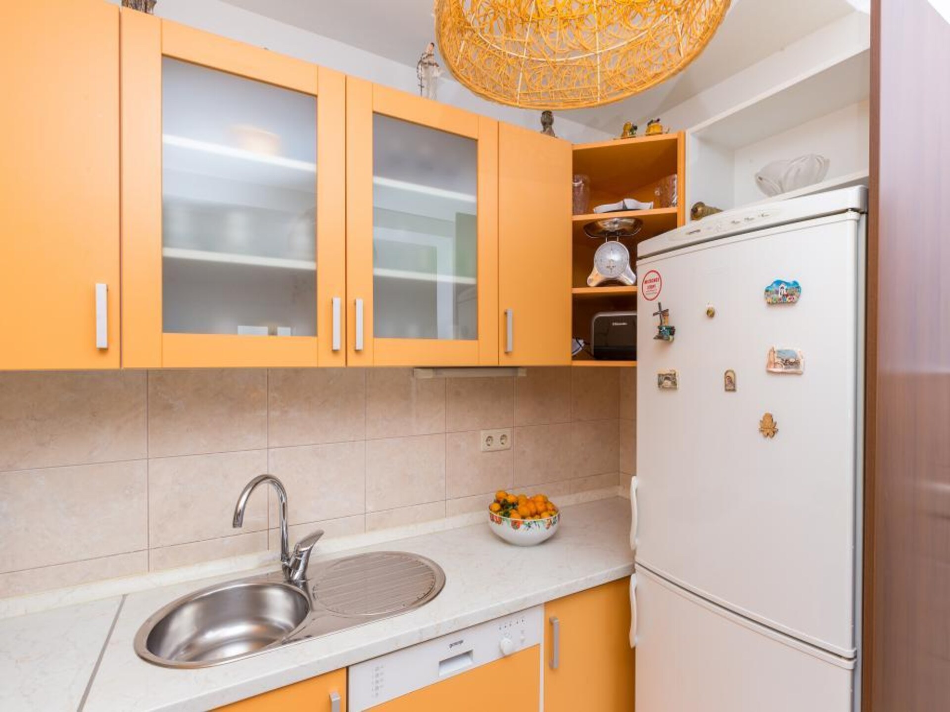 Rustiek appartement met balkon en tuinzicht op 500m van het strand in Mlini - foto 6