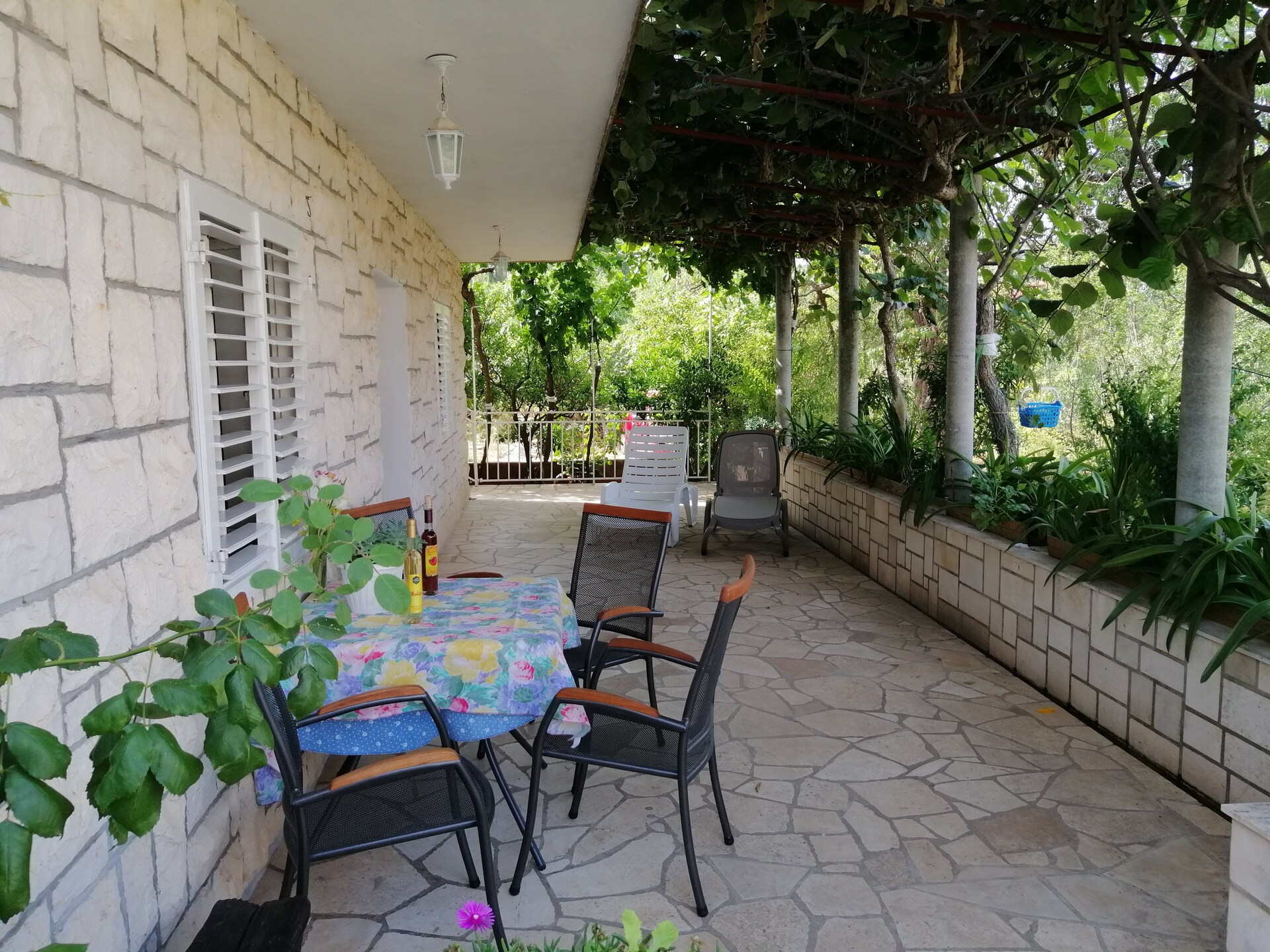 Knus appartement voor 2 met tuinterras op loopafstand van Korčula - foto 1