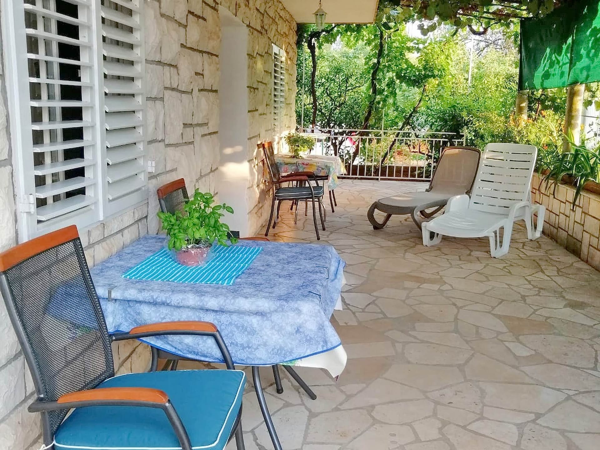 Op 700 m van zee: ruim appartement voor 4 personen in Korcula - foto 11