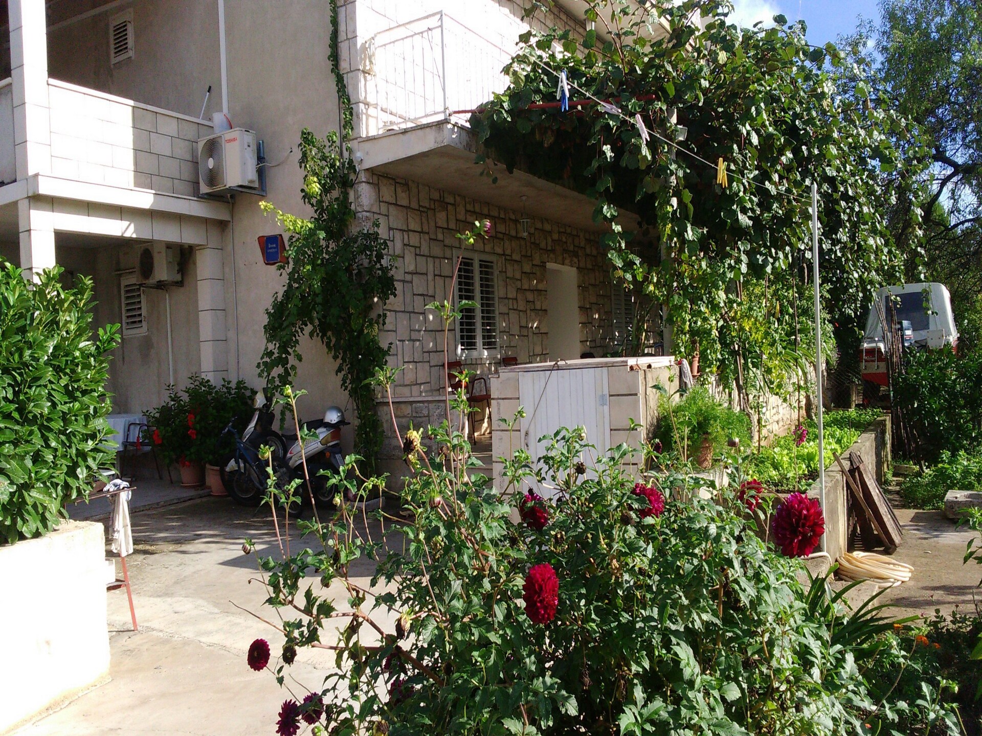 Op 700 m van zee: ruim appartement voor 4 personen in Korcula - foto 14