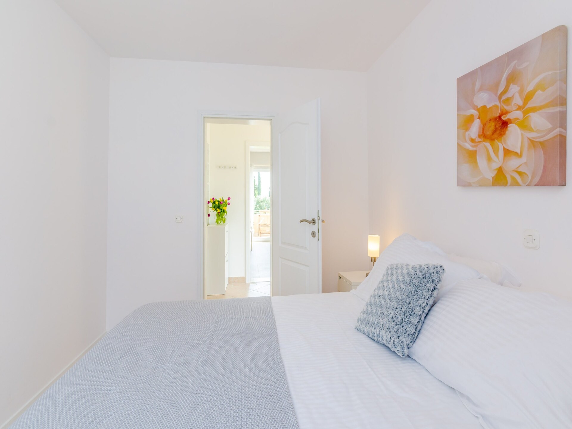 Comfortabel appartement met terras en gedeeltelijk zeezicht in Mlini - foto 8