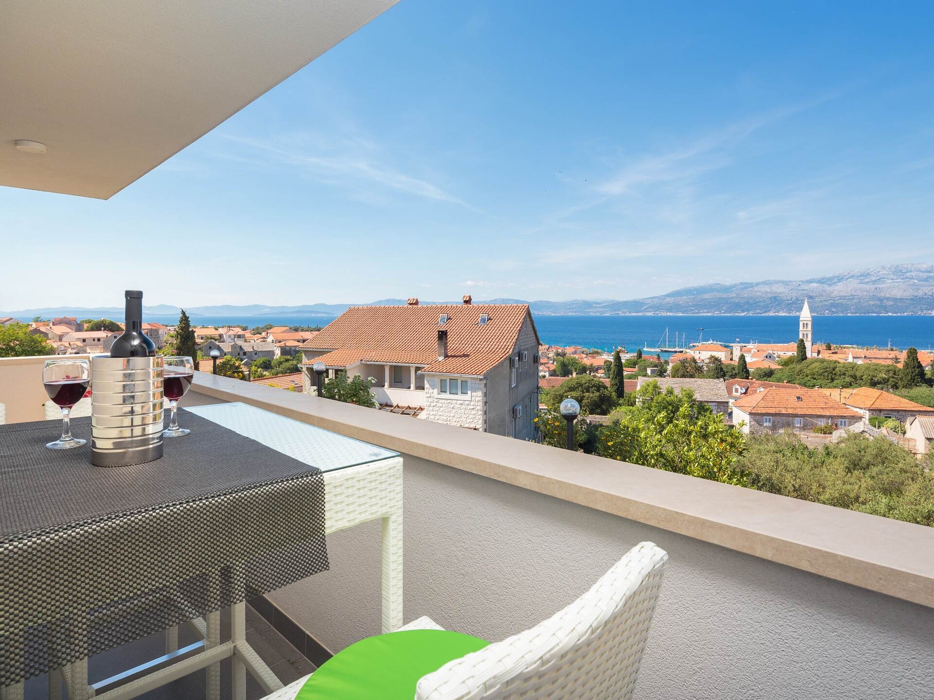 Op 500 m van het strand: Ruim appartement in Supetar voor 4 personen - foto 19