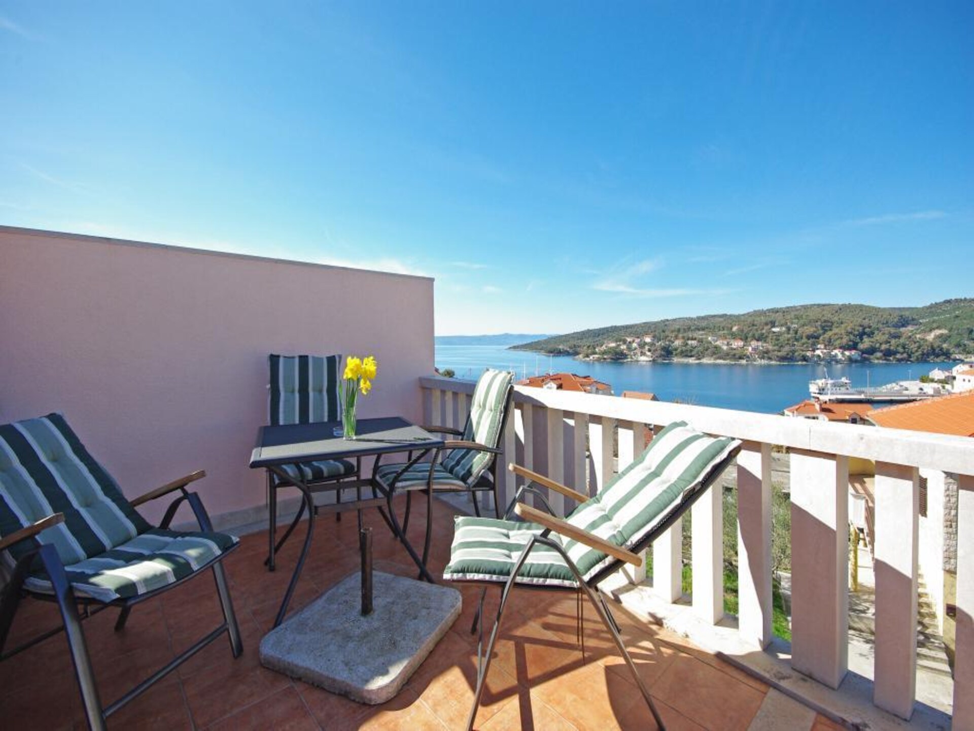 Aan het strand: Studio met zeezicht in Sumartin op Brač - foto 13