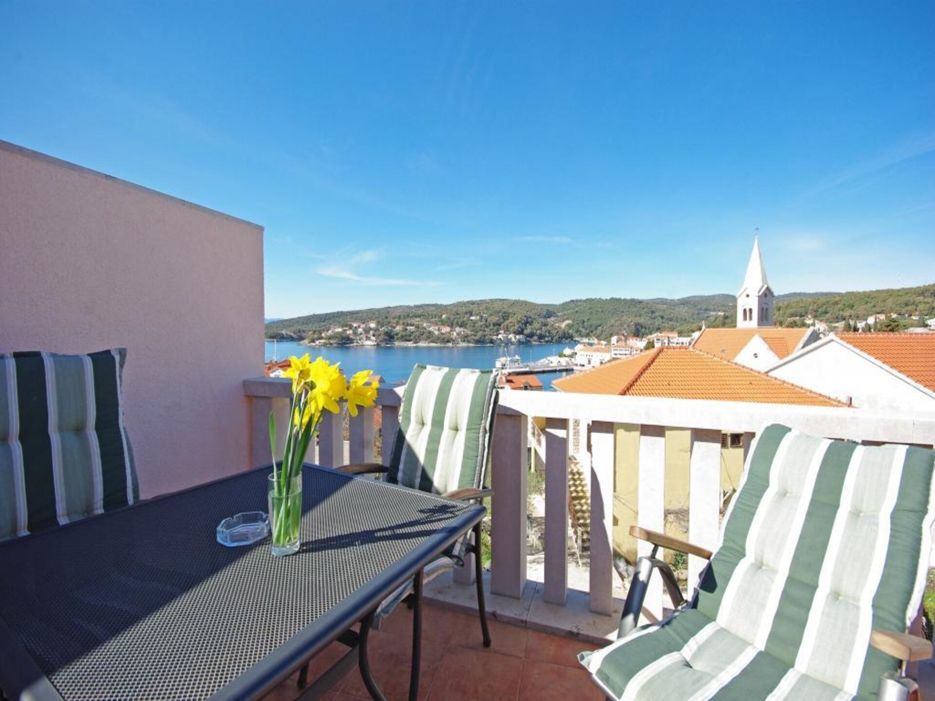 Aan het strand: Studio met zeezicht in Sumartin op Brač - foto 12