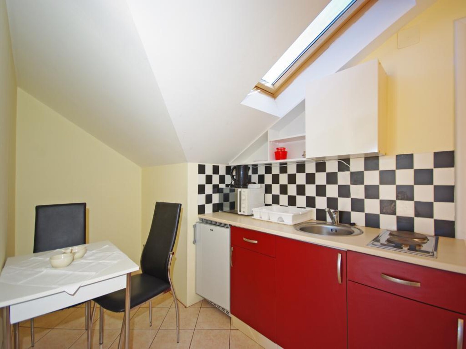 3-persoons appartement aan het strand in Sumartin - foto 2