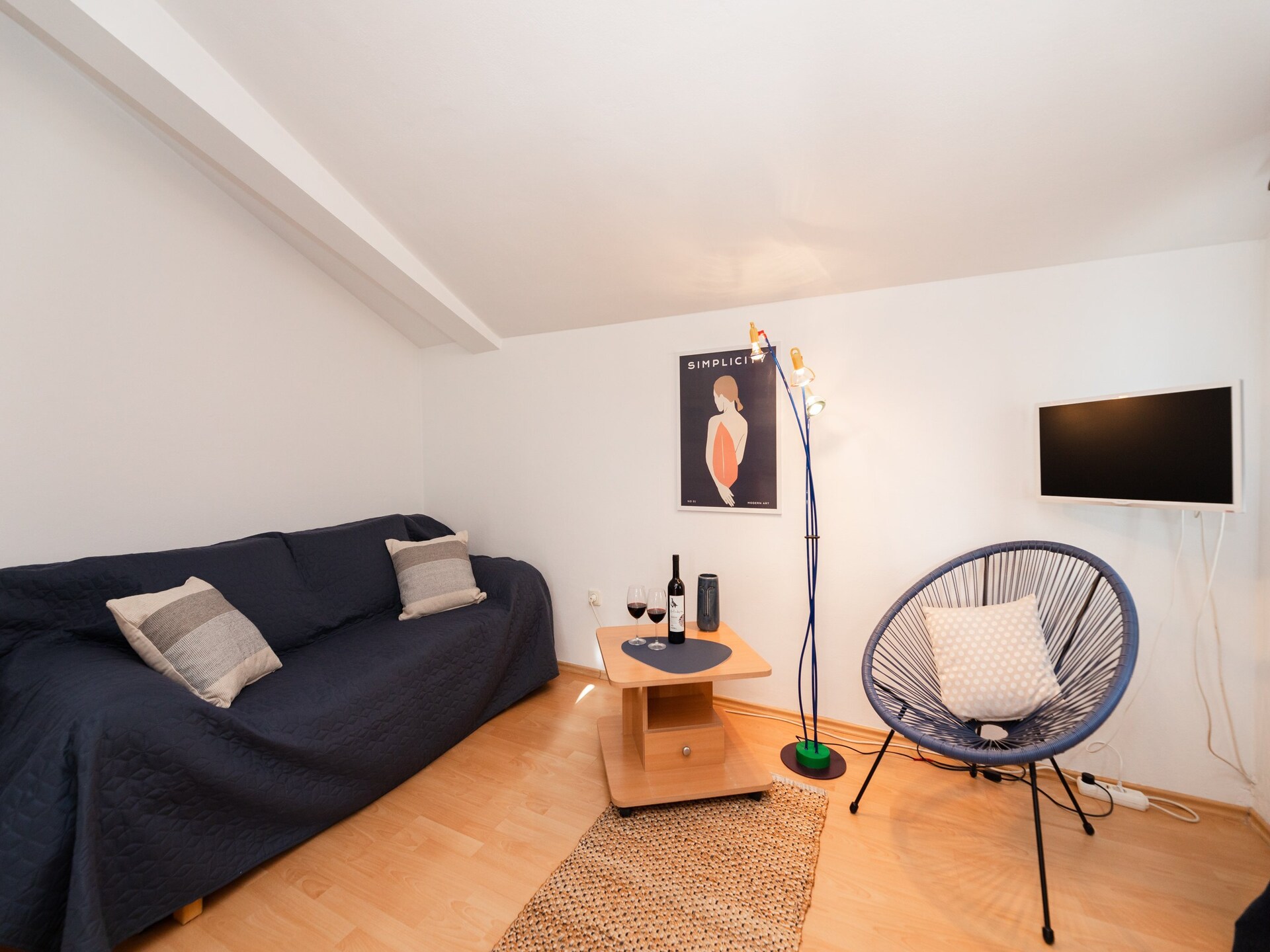 Knus appartement met terras op 400m van het strand in Supetar, Brač - foto 14